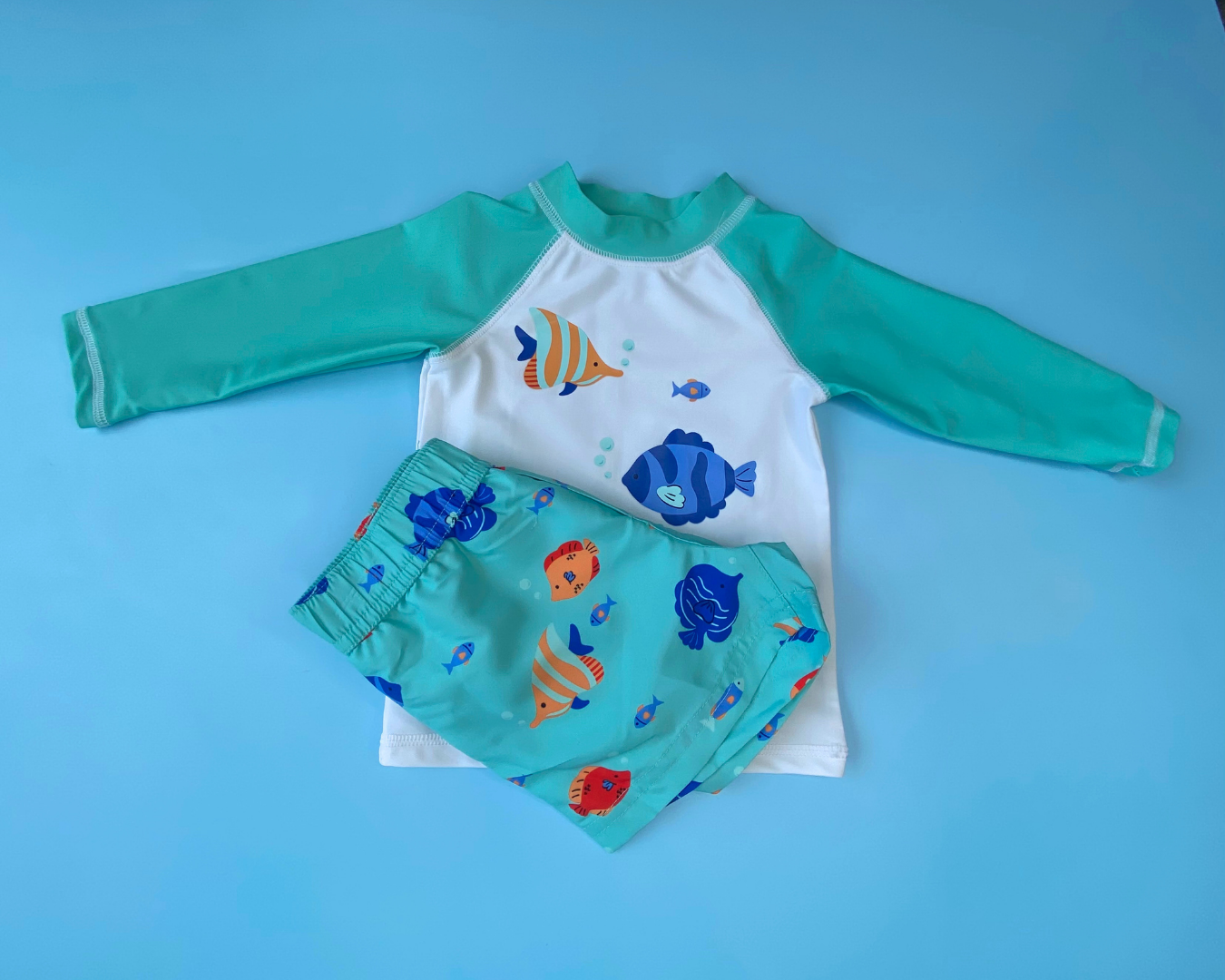 TRAJE DE BAÑO PECES VERDE