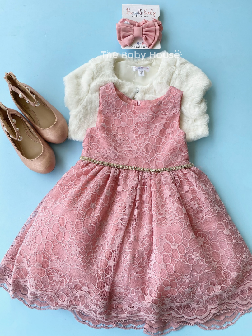 VESTIDO ROSADO BORDADO CHALECO BLANCO
