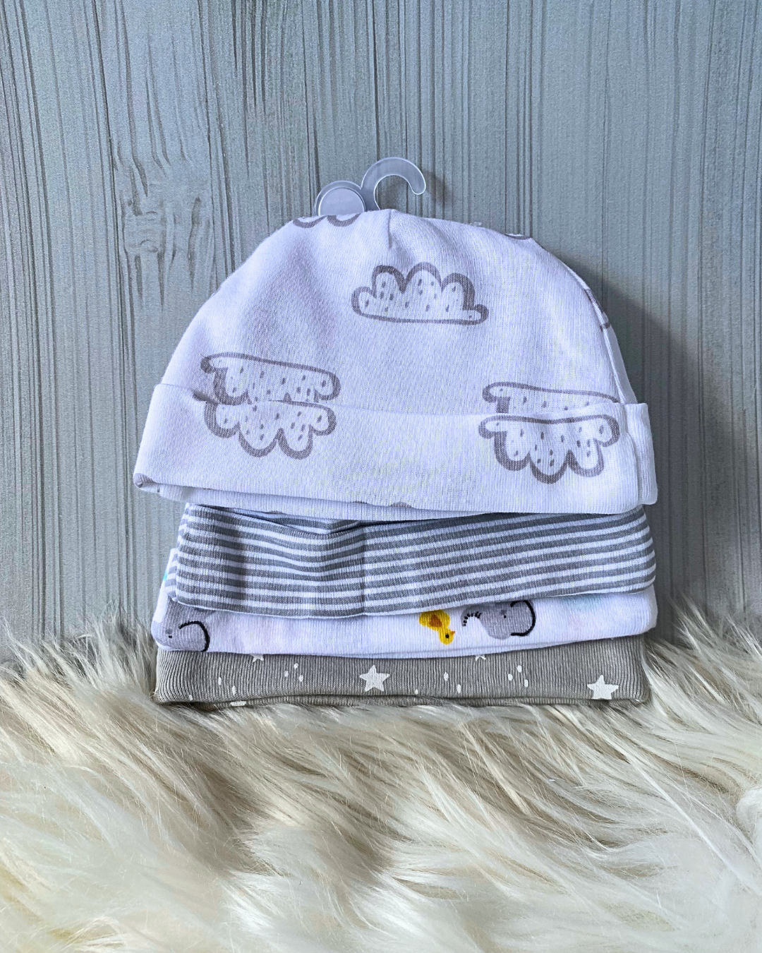 GORRO NUBES Y ELEFANTITO