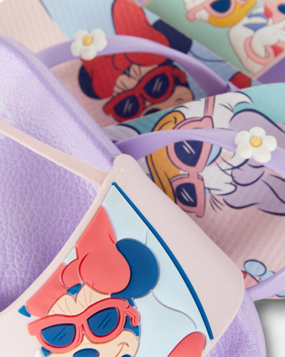 PAR DE SANDALIAS MINNIE MOUSE