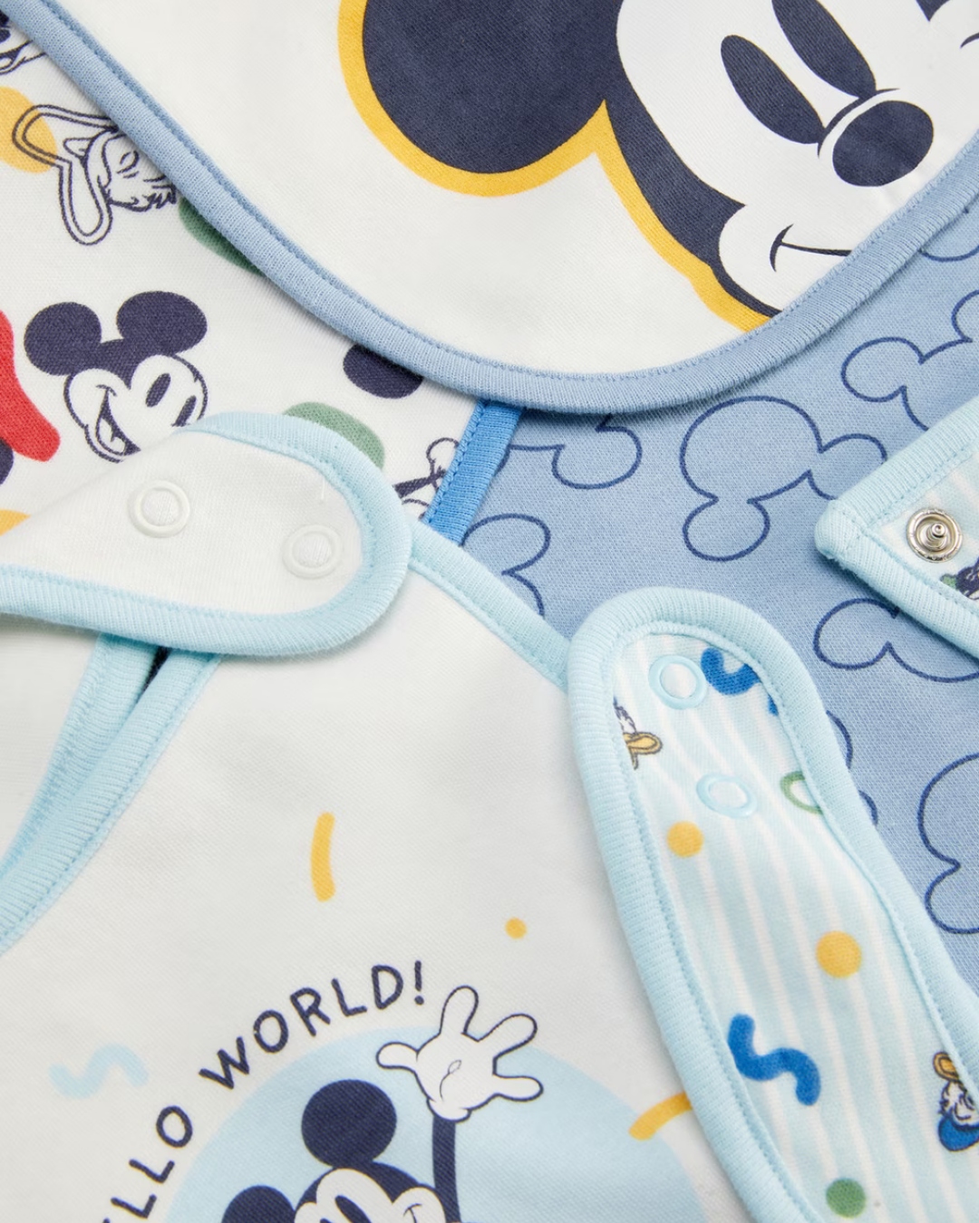 SET 5 BABEROS MICKEY MOUSE