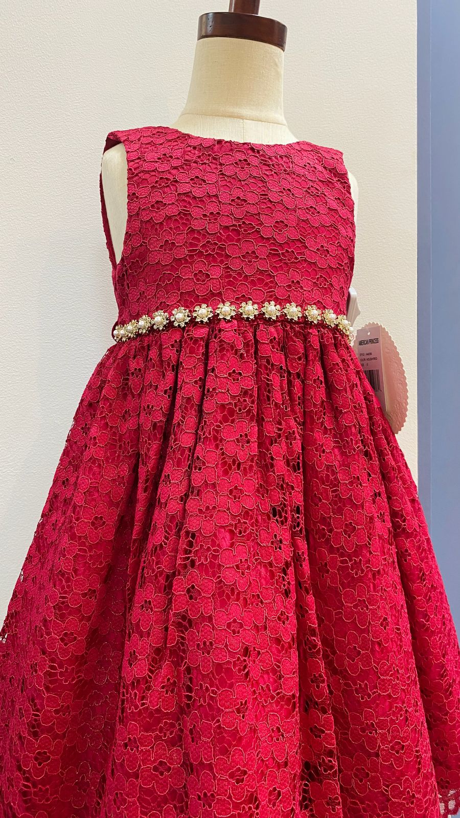 VESTIDO ROJO BLONDA FLORES CINTURA