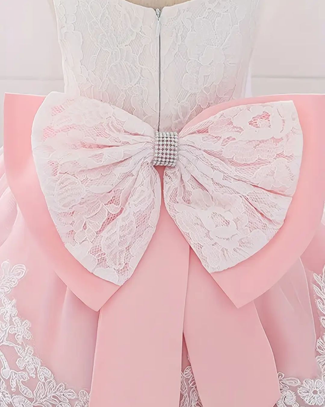 VESTIDO ROSADO CON VINCHA