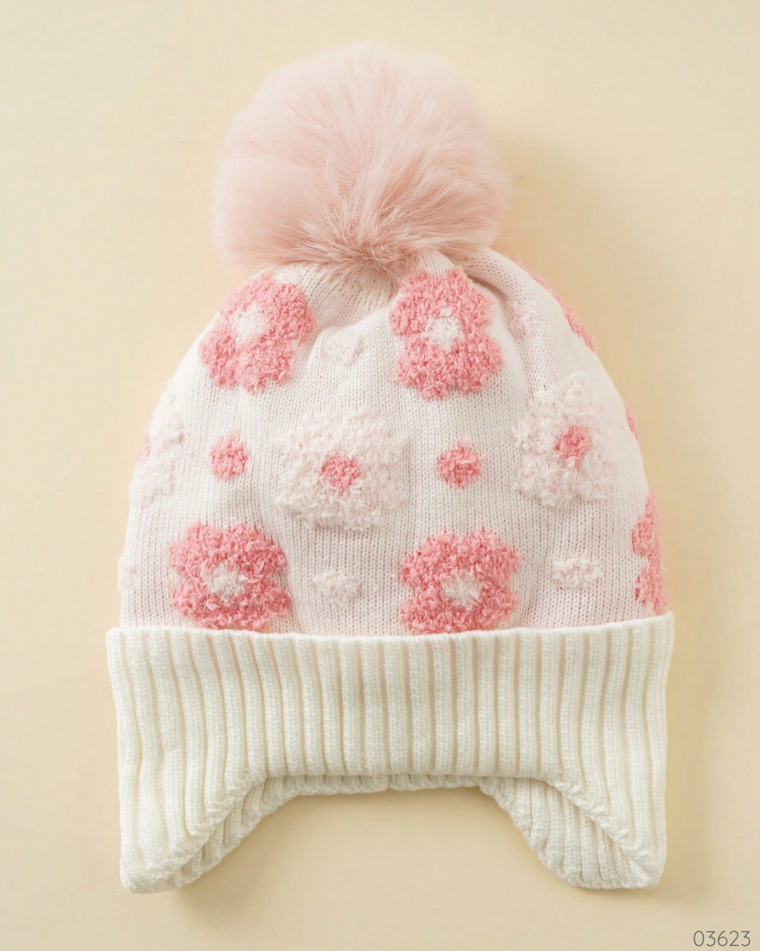 GORRO FLORES BLANCO