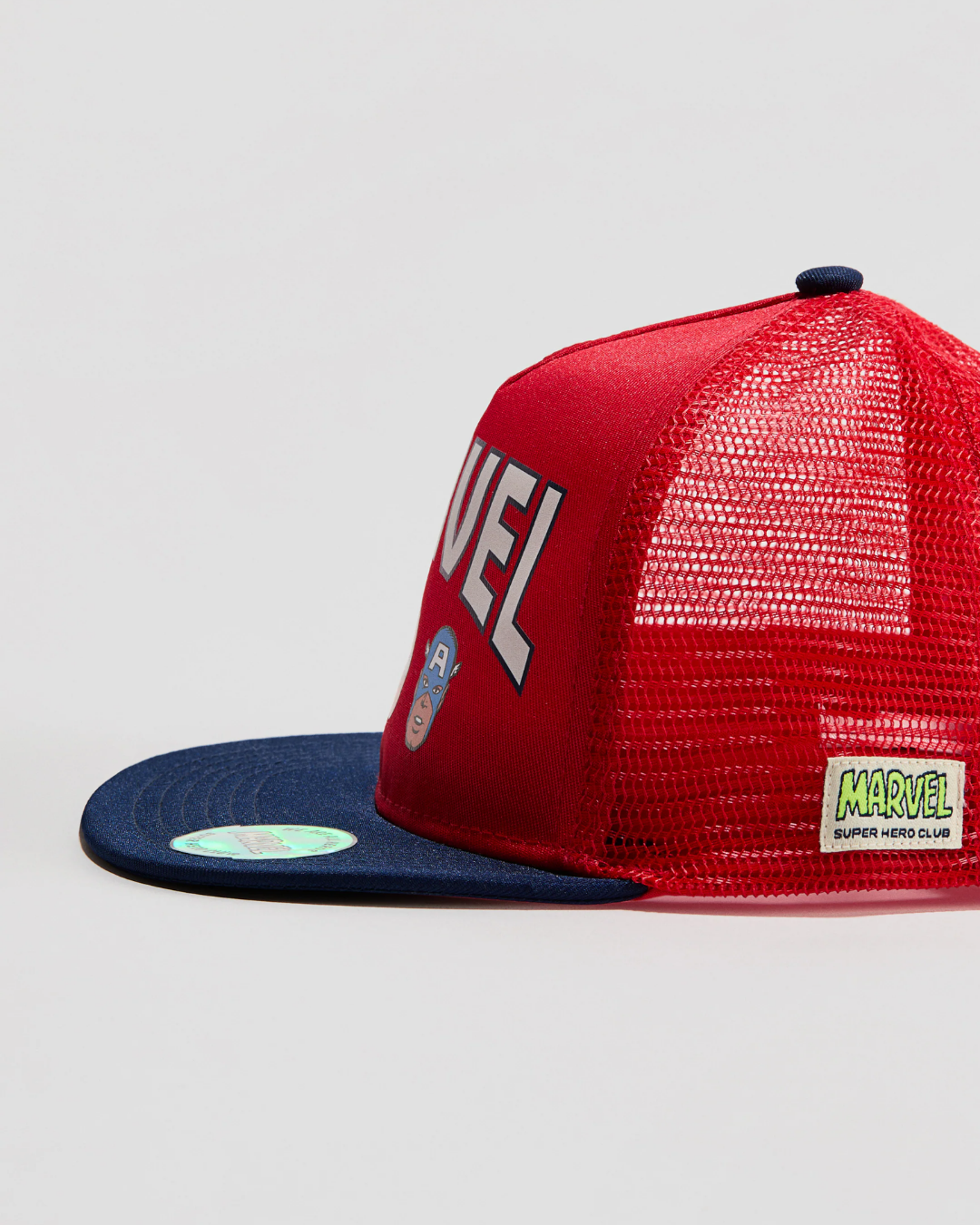 GORRA ROJA MARVEL