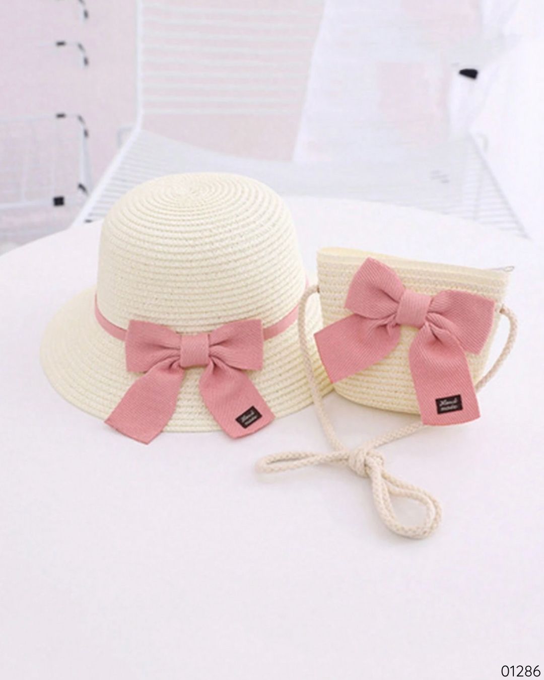 SOMBRERO Y CARTERA CHONGO ROSA BEIGE