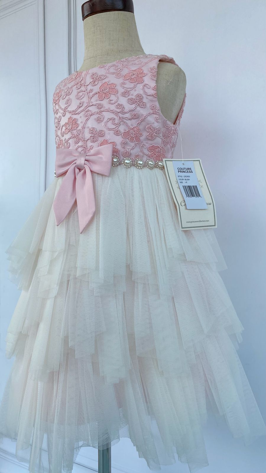 VESTIDO FLOREADO CON CHONGO