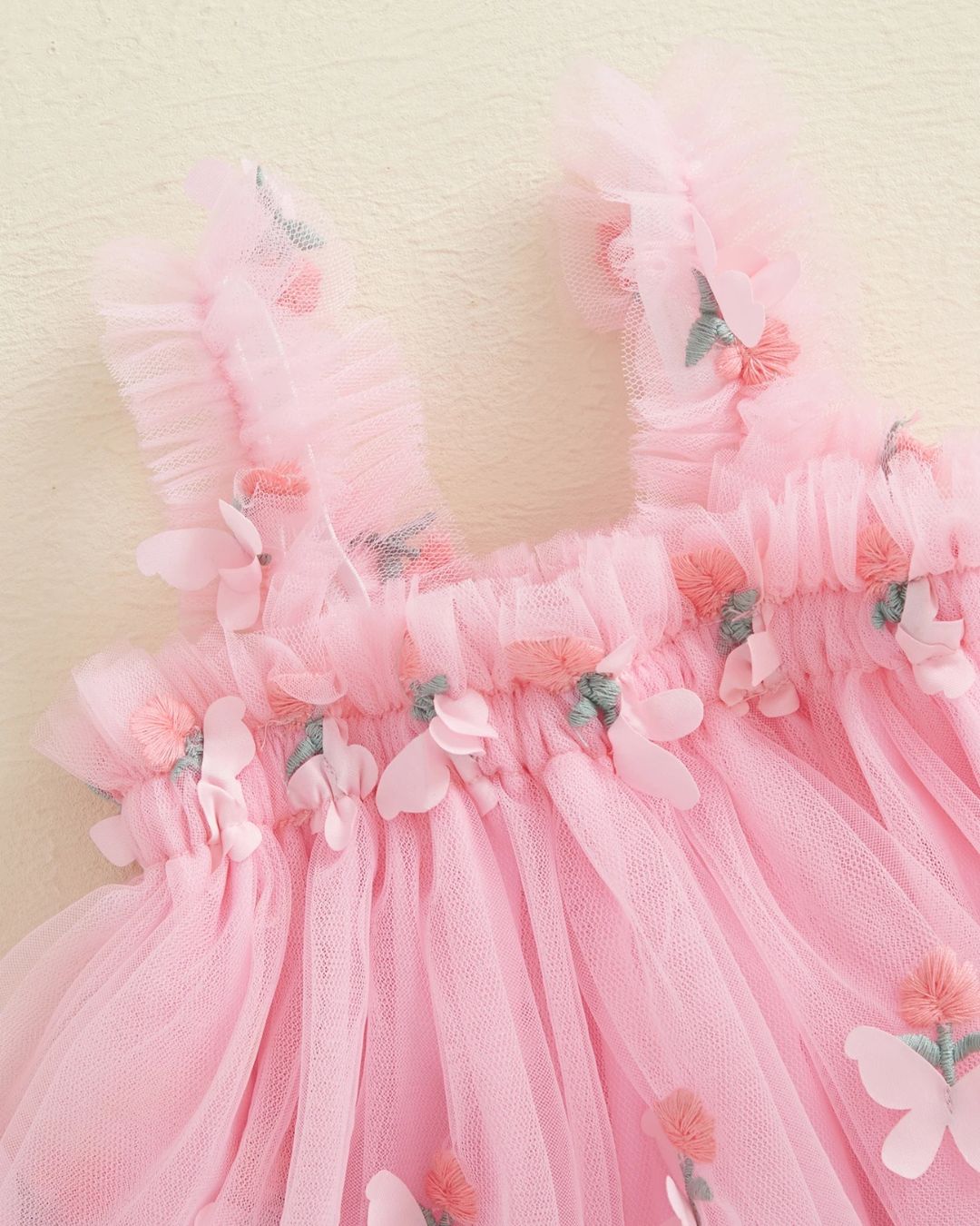 VESTIDO ROSADO TUL MARIPOSAS