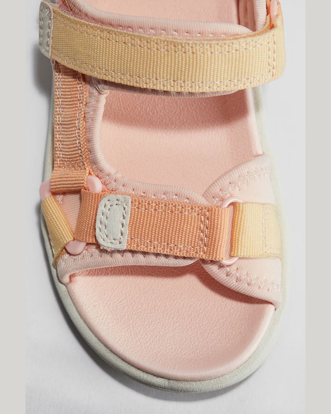 SANDALIAS H&M ROSADAS Y NARANJA