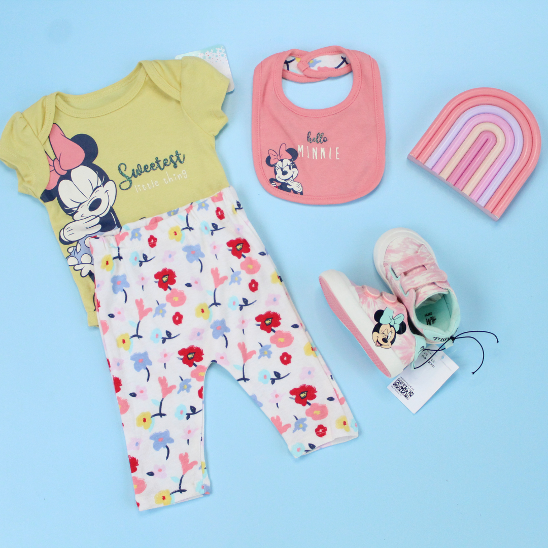TRAJE 3 PIEZAS MINNIE CON BABERO ROSADO