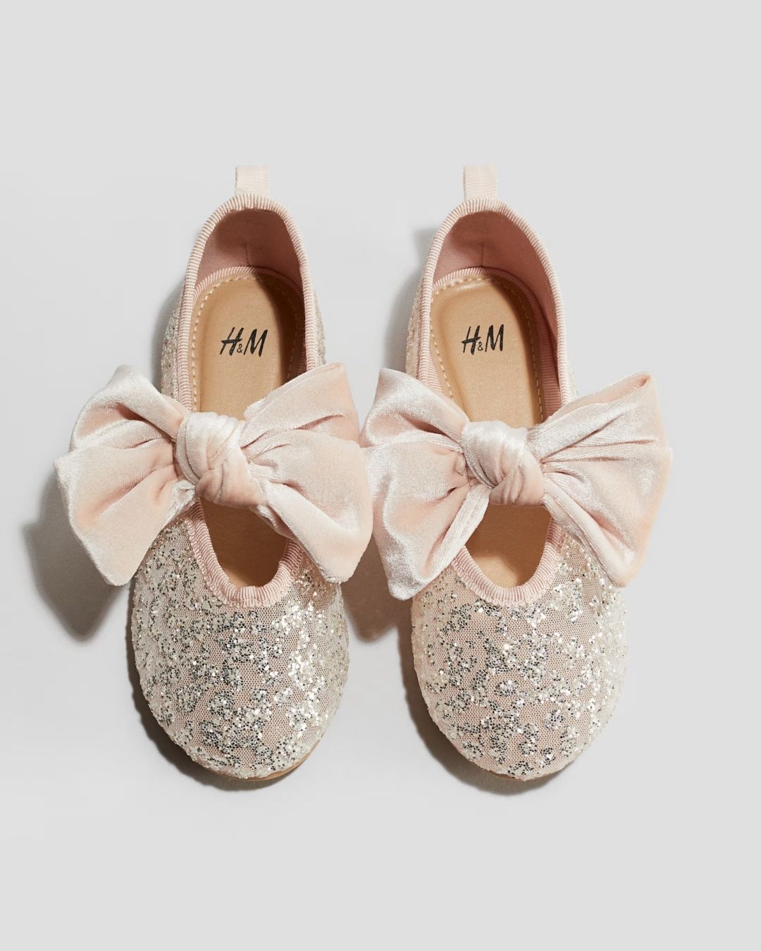 ZAPATOS H&M CHONGO TERCIOPELO BEIGE