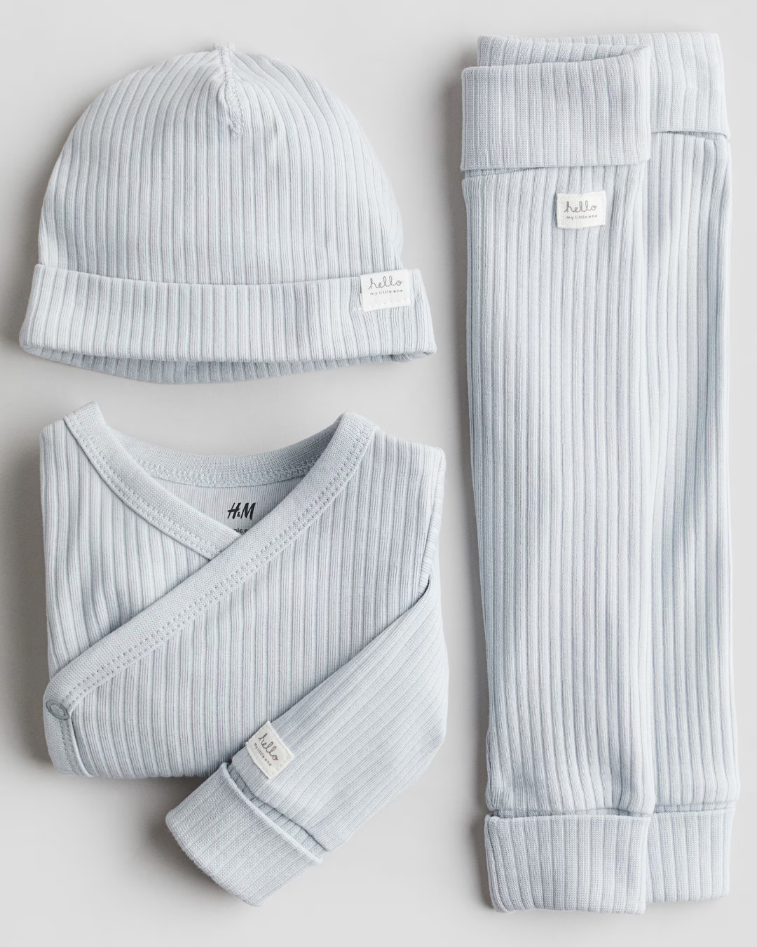 TRAJE 3 PZS H&M CON GORRO GRIS