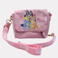 CARTERA DE BLUEY ROSADA