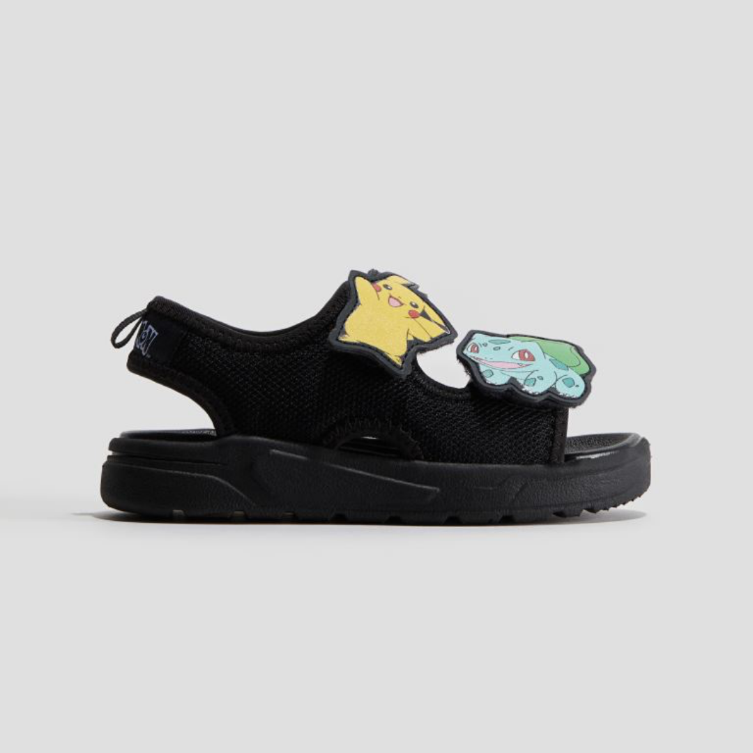 SANDALIAS H&M POKEMON NEGRO