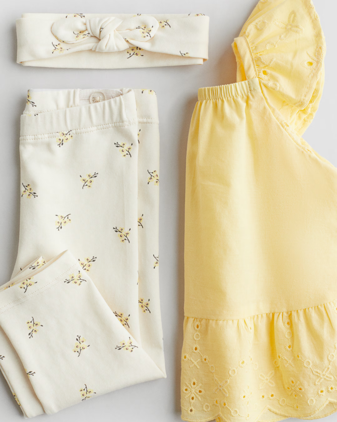 TRAJE AMARILLO 3 PZS H&M
