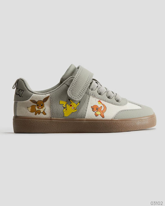 TENIS POKEMON H & M