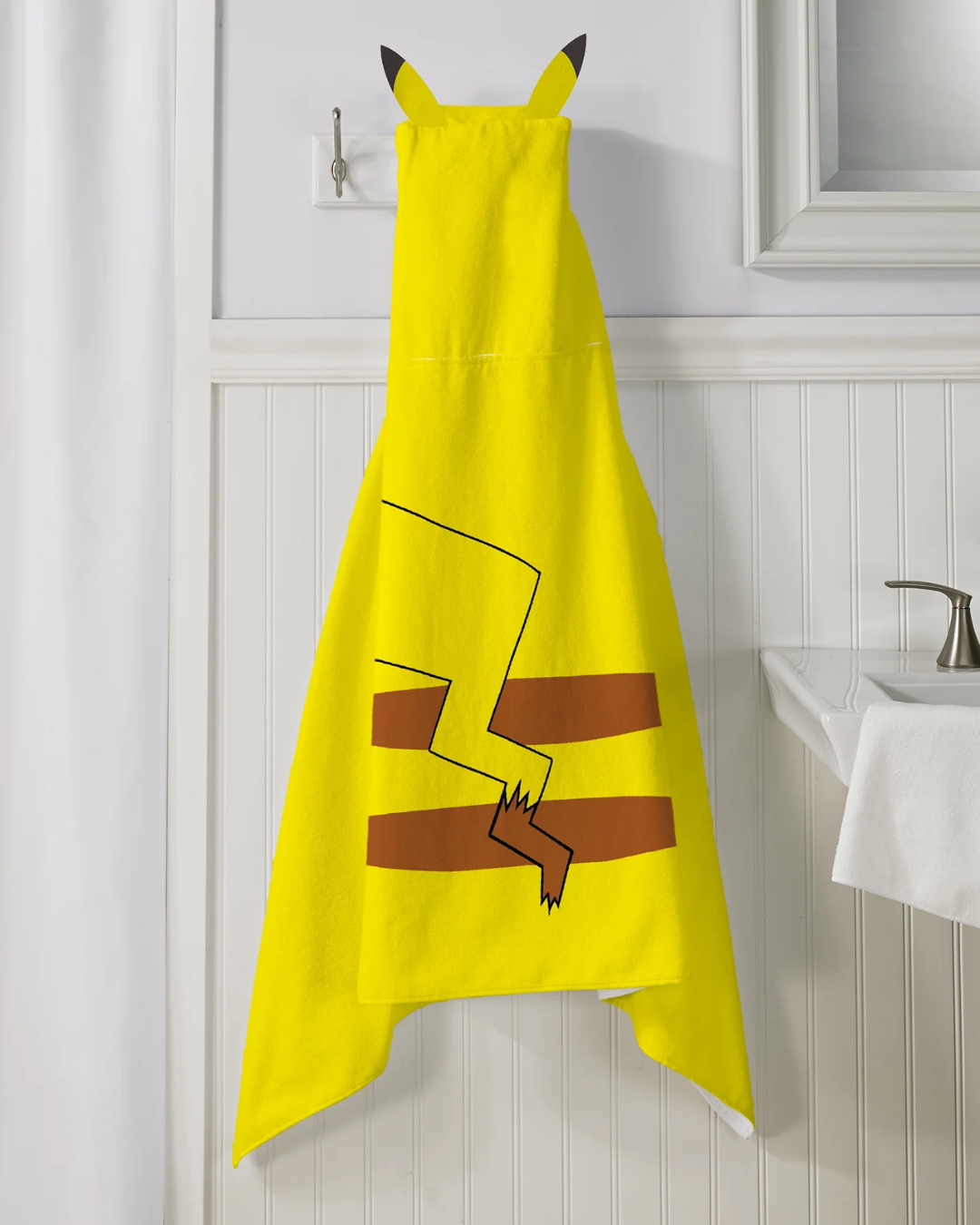 TOALLA CAPUCHA PIKACHU 24X50IN