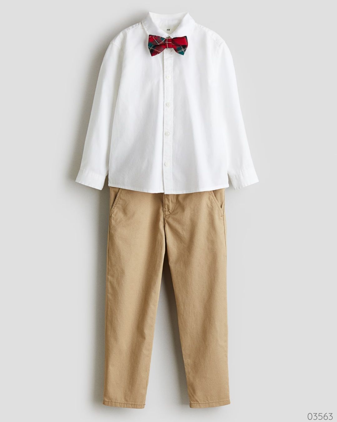 TRAJE FORMAL CAFE BLANCO CORBATIN ROJO HM