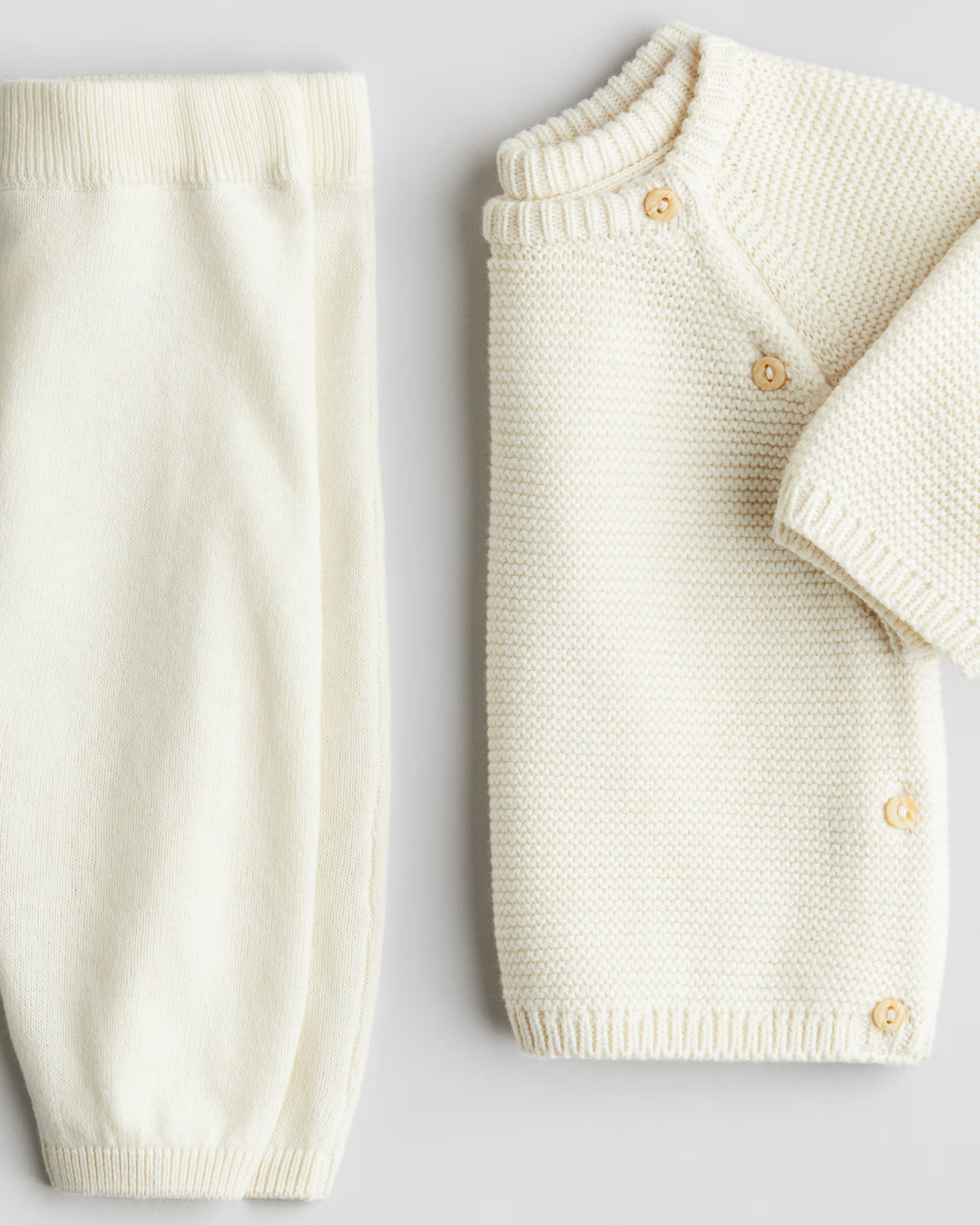TRAJE BLANCO BORDADO H&M