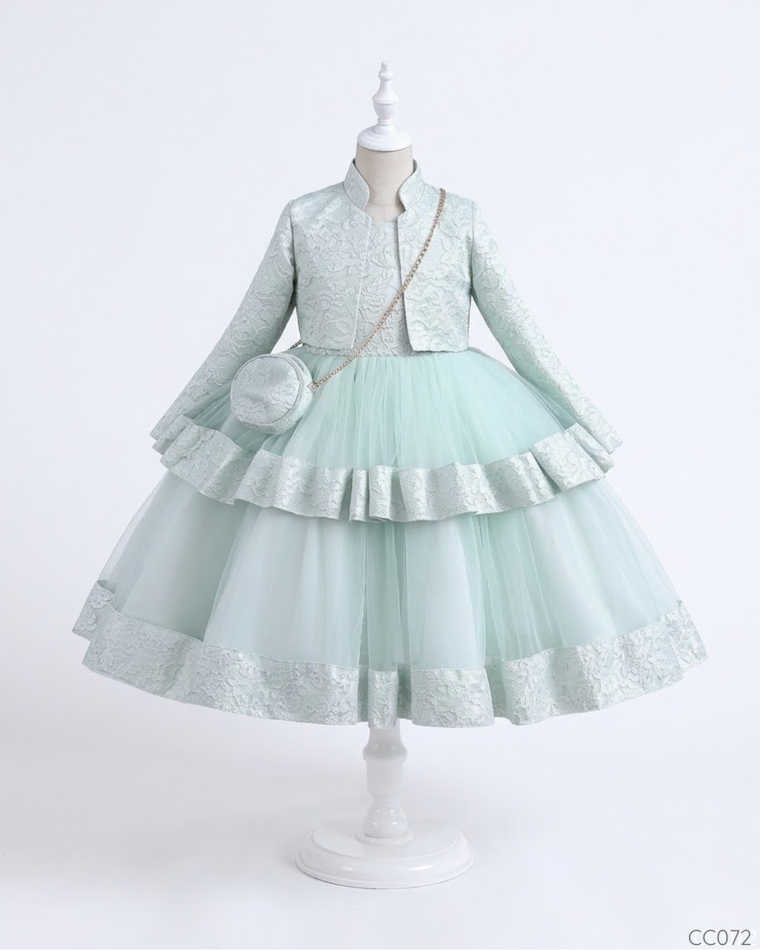 VESTIDO VERDE MENTA CHALECO Y CARTERA