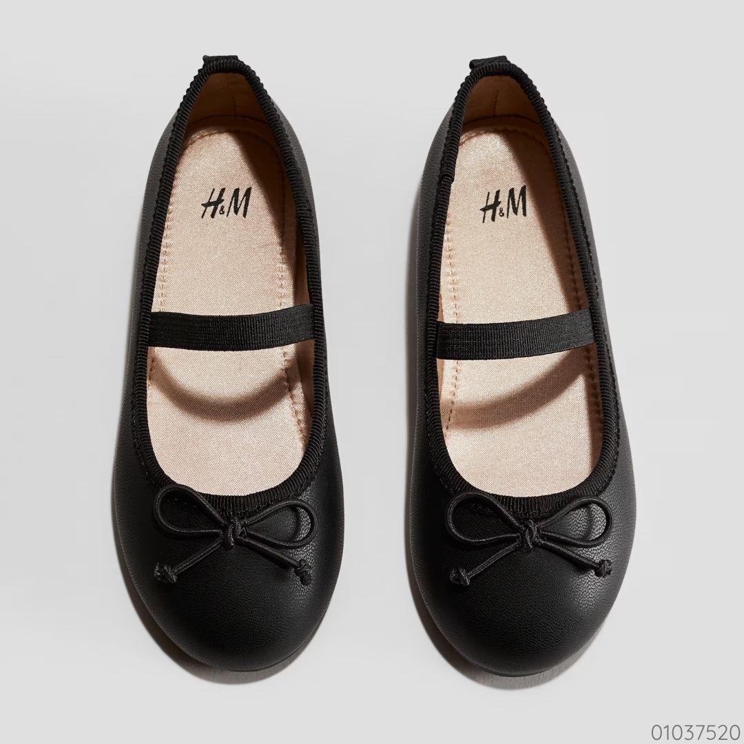 ZAPATOS NEGROS CHONGO H&M FLATS