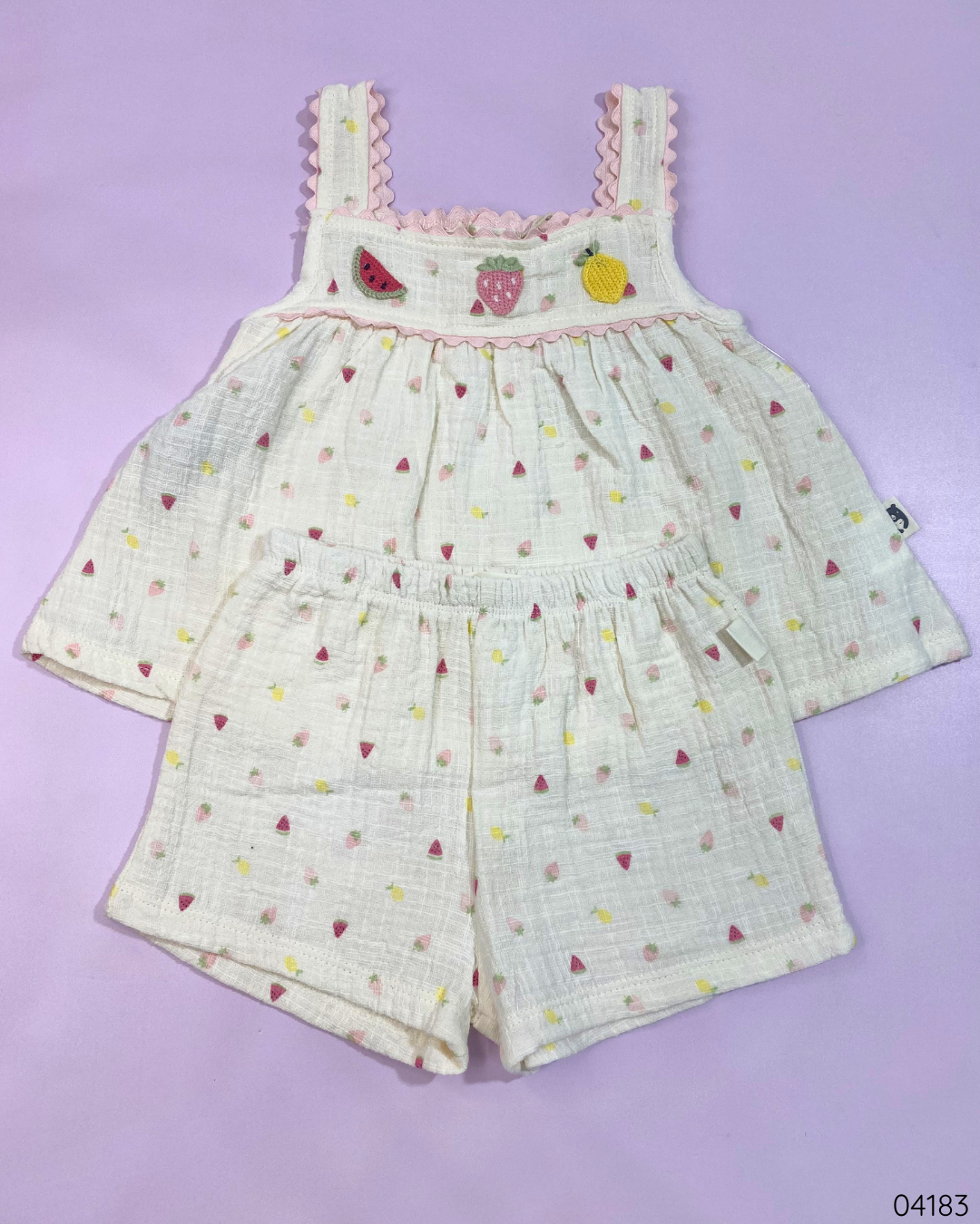 TRAJE BLANCO FRUTAS
