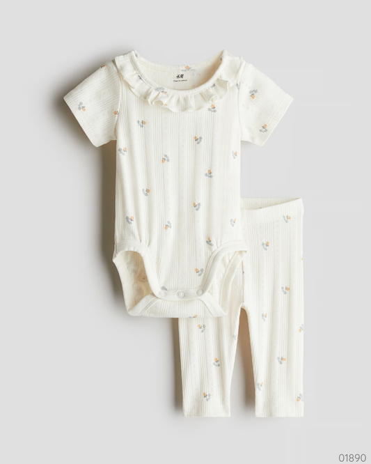 TRAJE H&M 2 PZS FLORES