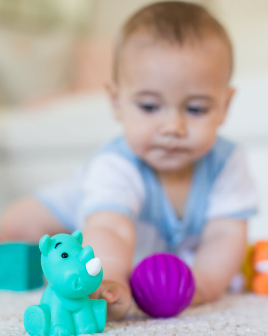BLOQUES Y FIGURAS SENSORIALES INFANTINO