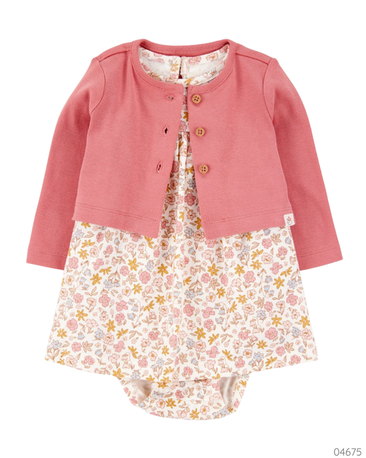TRAJE FLOREADO ROSA