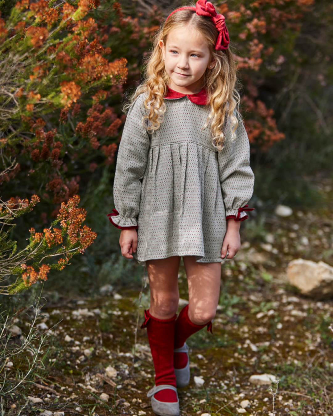 VESTIDO GRIS Y ROJO CHONGO