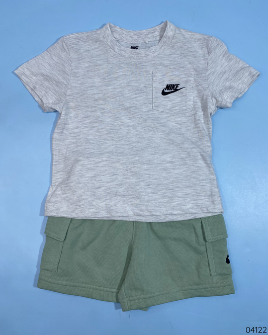 TRAJE NIKE SHORT VERDE