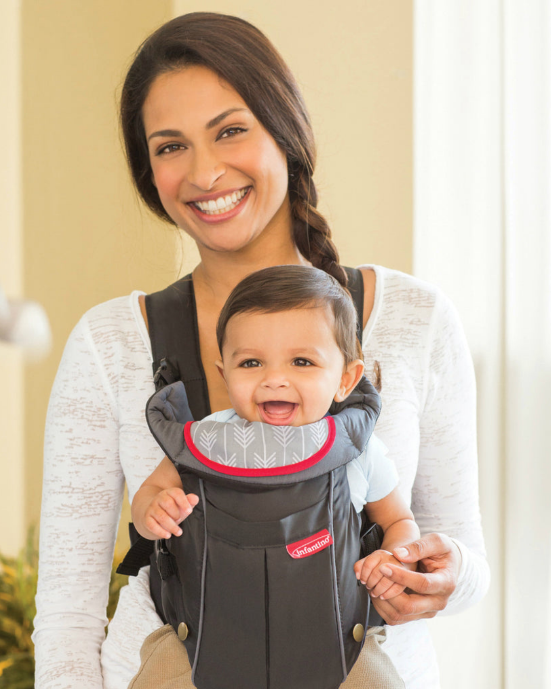 PORTABEBÉ SWIFT CLASSIC INFANTINO - NEGRO
 8-25 LIBRAS