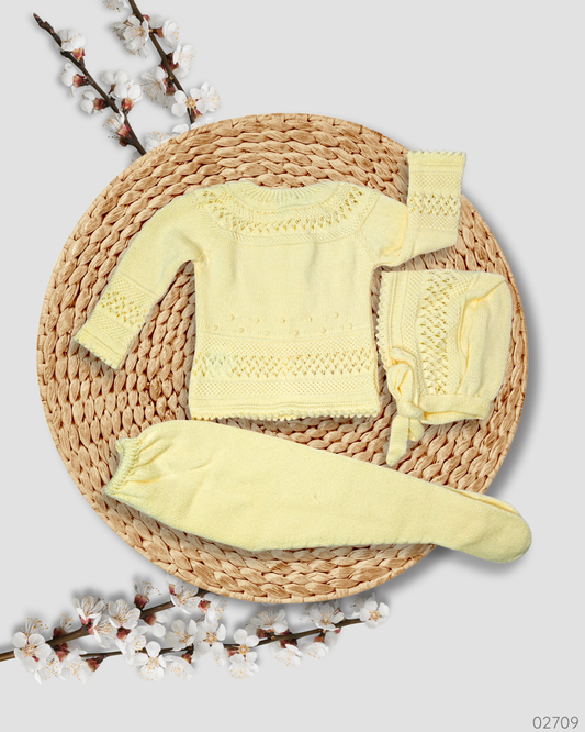 TRAJE TEJIDO AMARILLO