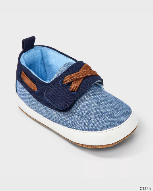 ZAPATOS AZULES CAT & JACK CORDONES CAFE