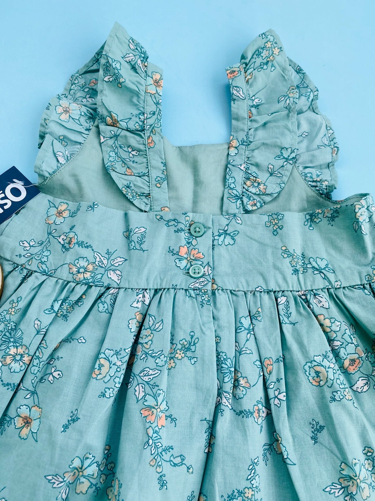 VESTIDO VERDE CON FLORES OSHKOSH