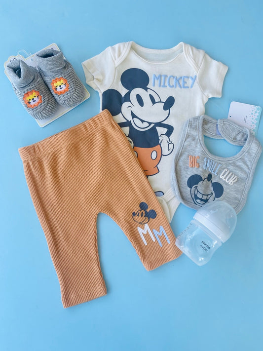 TRAJE NIÑO 3 PIEZAS MICKEY PANTALON MOSTAZA